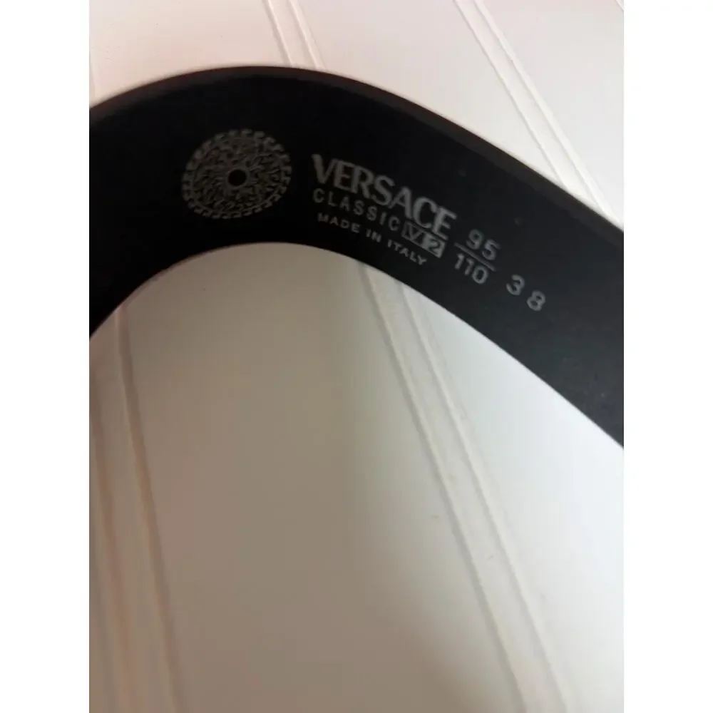 Vintage 1990’s Versace Classic V2 Silver Belt Buckle Italian Black Leather Strap